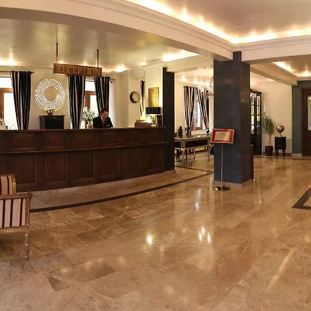 Hotel Domenii Plaza By