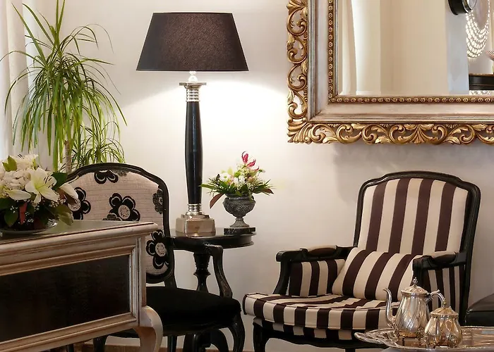 فندق Domenii Plaza By 4*