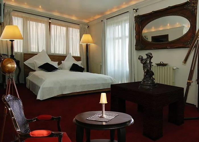 Hotel Domenii Plaza By