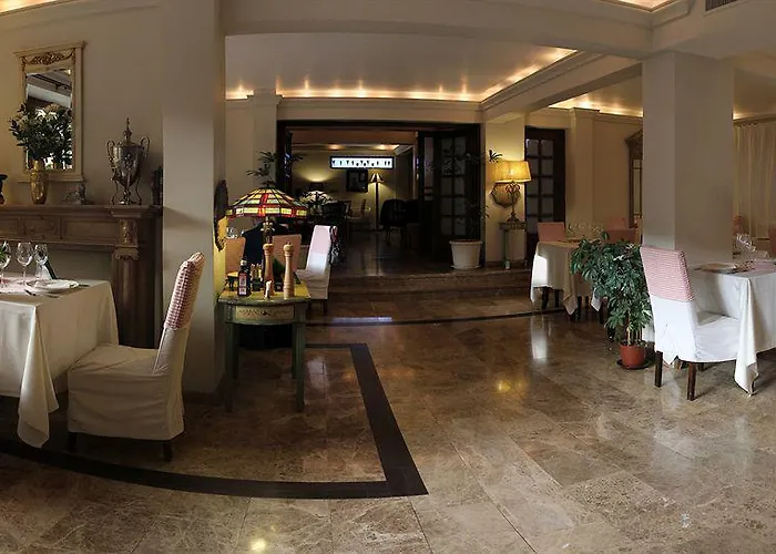 Domenii Plaza By 4* بوخارست
