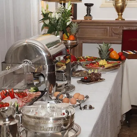 Hotel Domenii Plaza By