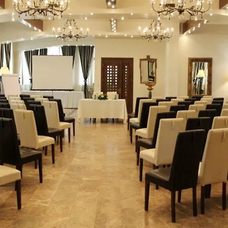 Hotel Domenii Plaza By 4*