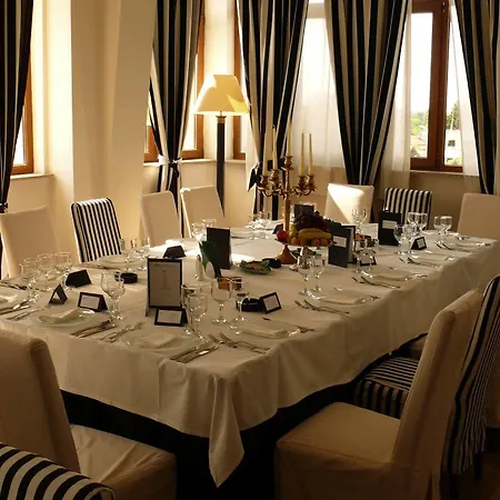 Hotel Domenii Plaza By Bukareszt
