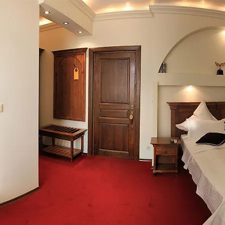 Domenii Plaza By Szálloda 4*